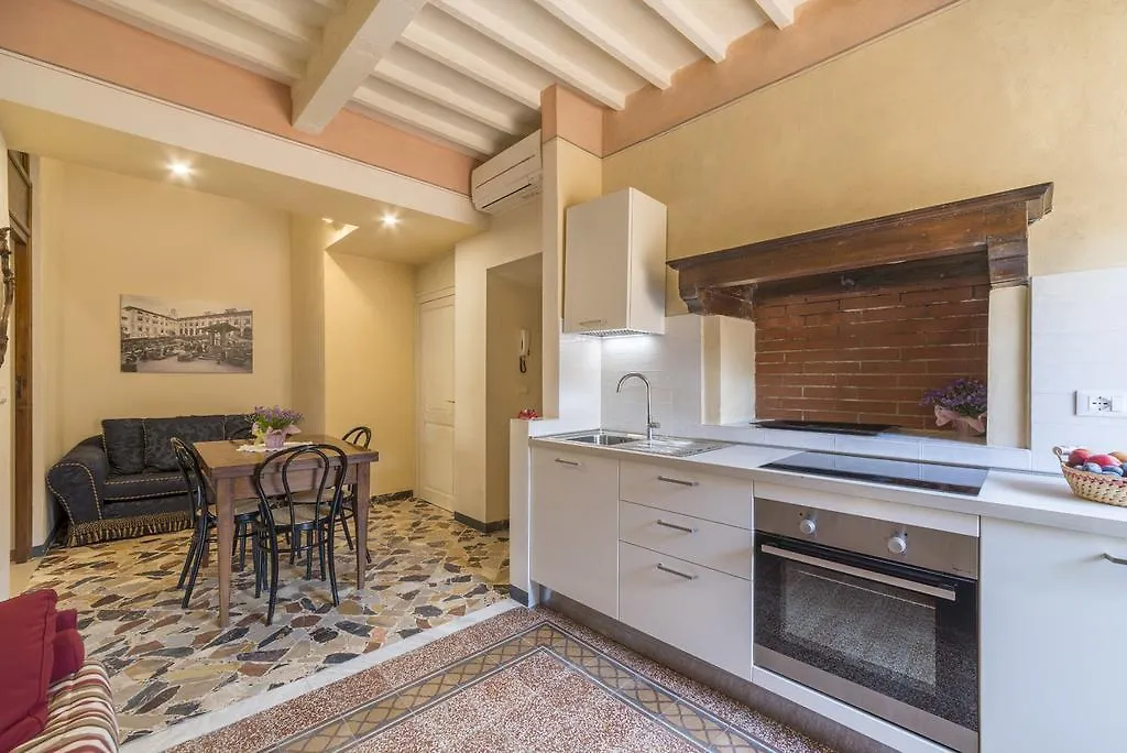 I Bei Ricordi - Historic Centre Apartment 6 Arezzo